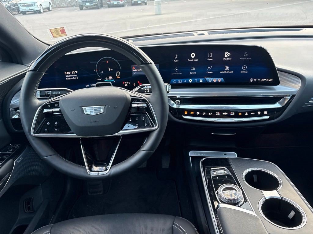 Certified 2024 Cadillac Lyriq Sport AWD/4WD image 8