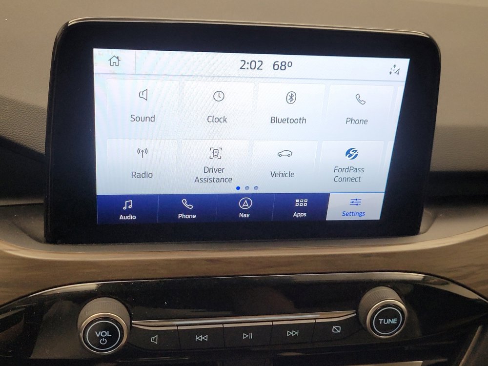 Used 2020 Ford Escape Titanium w/ Titanium Premium Package 2.0 AWD/4WD image 25