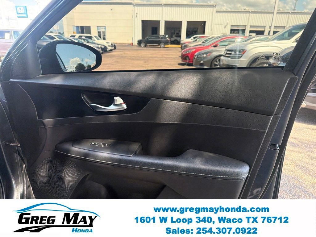 Used 2022 Kia Forte GT-Line FWD image 25