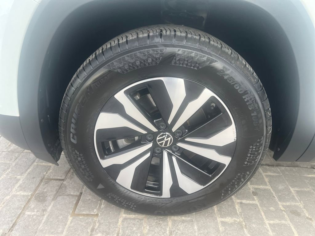 Used 2024 Volkswagen Atlas SE image 27