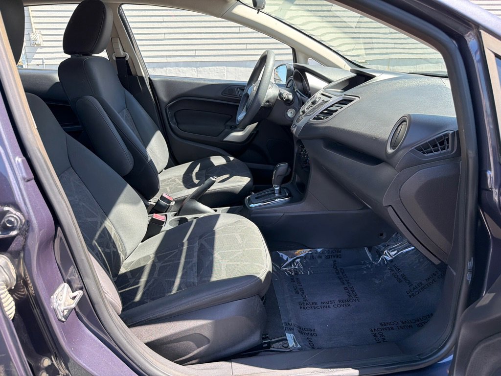 Used 2012 Ford Fiesta SE FWD image 15