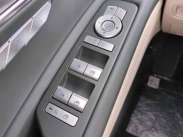 Used 2025 Genesis GV80 2.5T Standard image 21