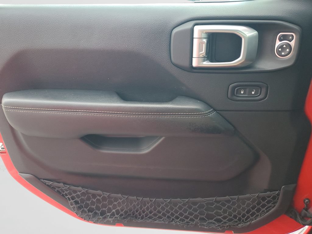 Used 2018 Jeep Wrangler Unlimited Sahara AWD/4WD image 20