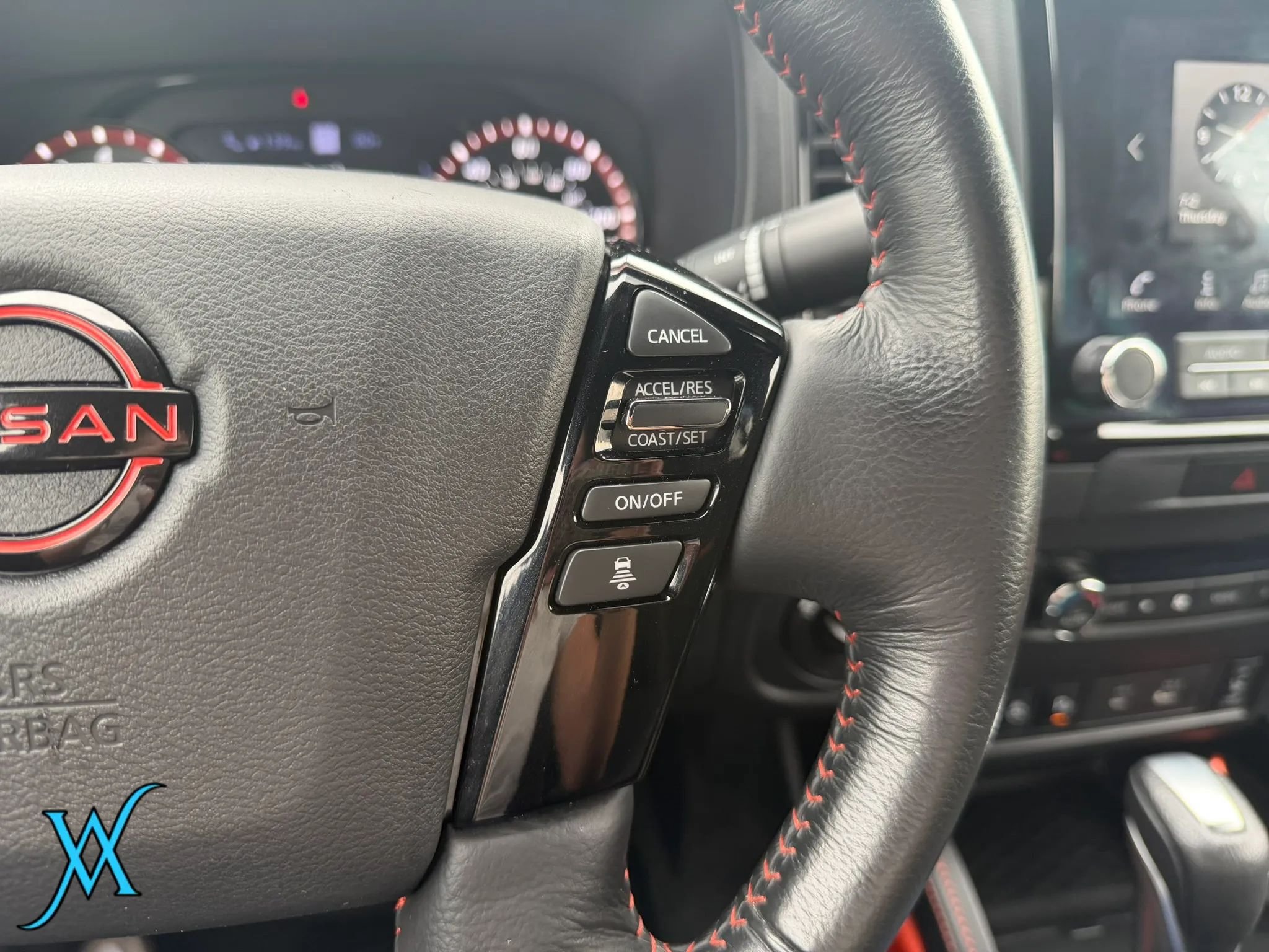 Used 2023 Nissan Frontier PRO-4X w/ Pro Convenience Package AWD/4WD image 31