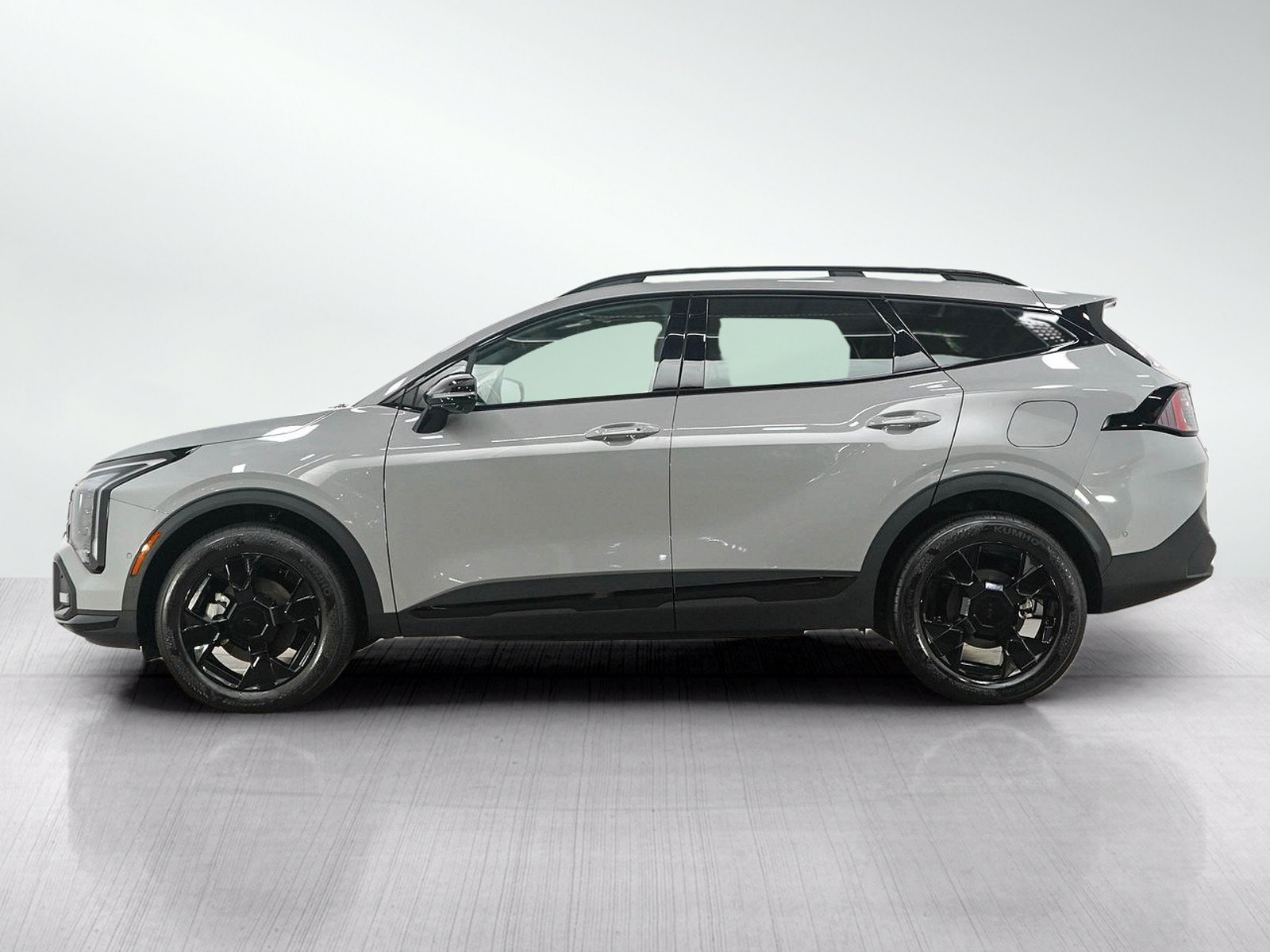Used 2026 Kia Sportage X-Line w/ X-Line Technology Package AWD/4WD image 2
