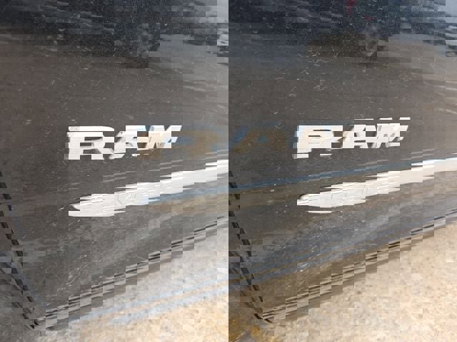 Used 2022 RAM 3500 Limited image 12