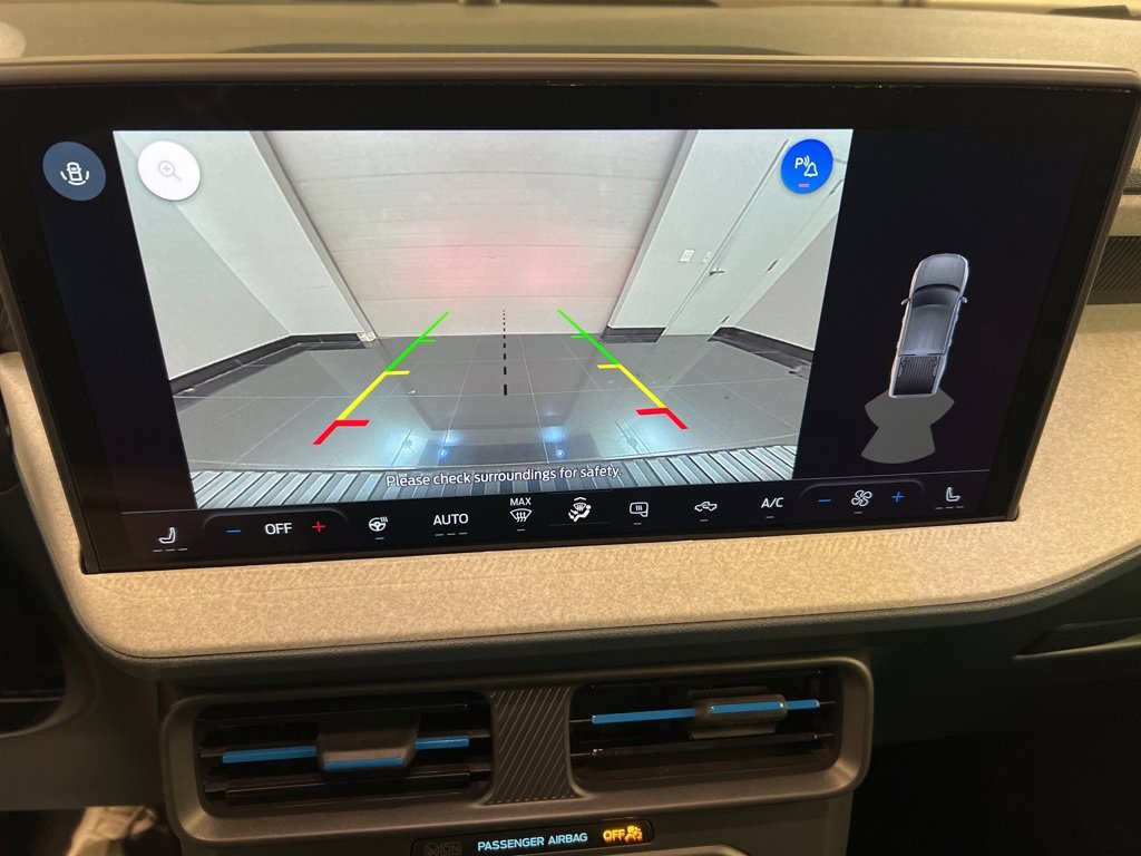 New 2025 Ford Maverick XLT w/ XLT Luxury Package image 12