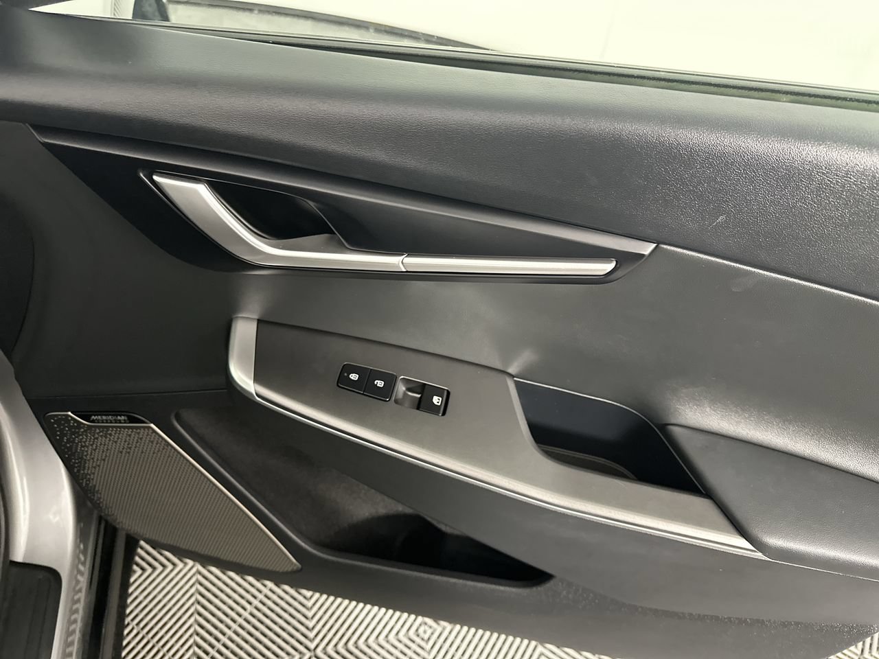 Certified 2023 Kia EV6 Wind RWD image 23