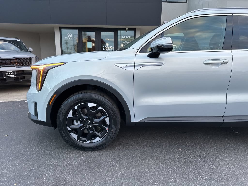 New 2026 Kia Sorento S AWD/4WD image 11
