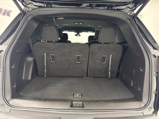 Used 2022 Chevrolet Traverse LT FWD image 28