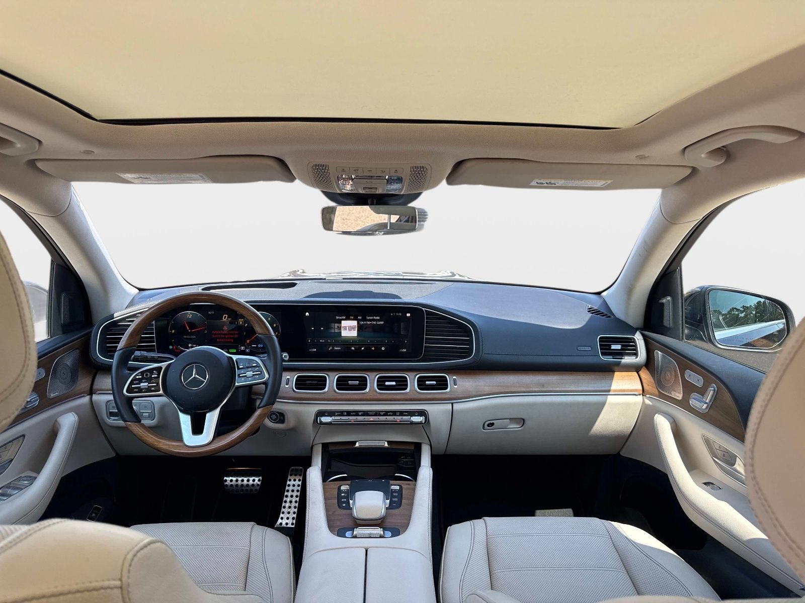 Used 2022 Mercedes-Benz GLS 450 4MATIC image 15