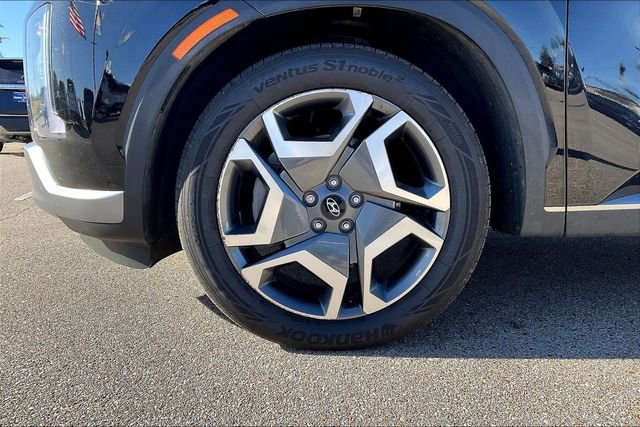 Used 2025 Hyundai Palisade Limited image 4