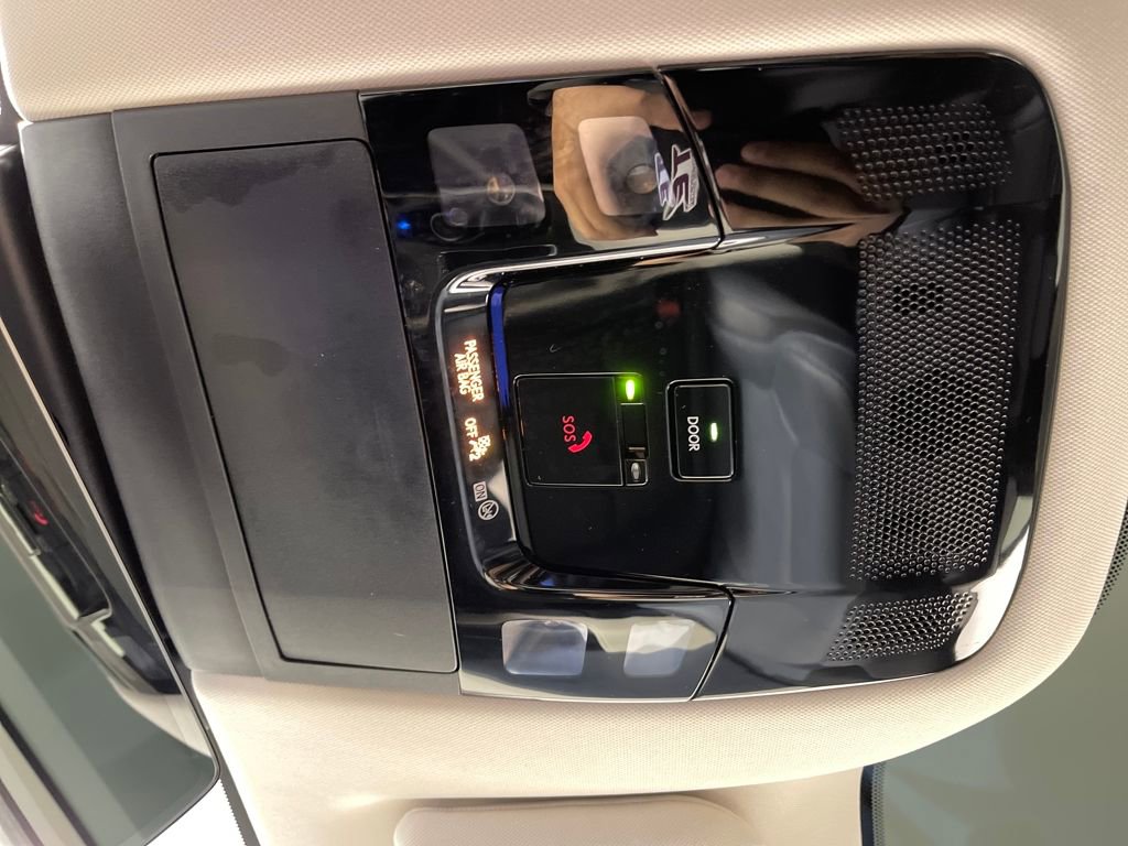 Used 2023 Lexus RZ 450e Premium image 29