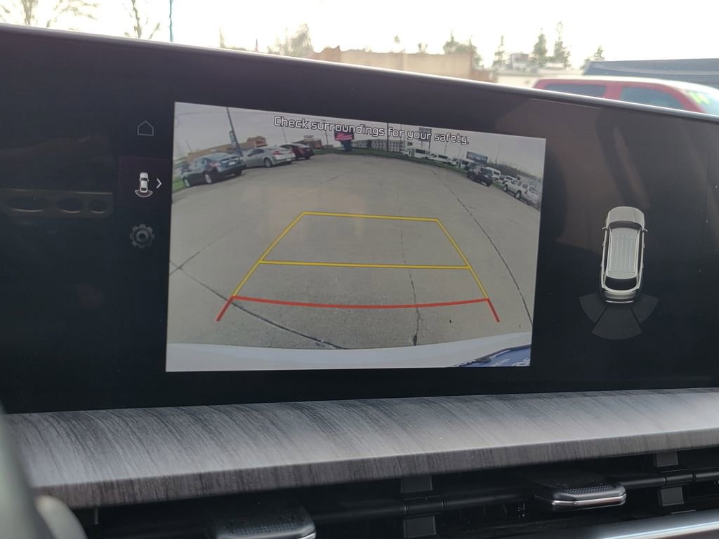 Used 2024 Kia Telluride EX w/ EX Captain's Chair Package image 28