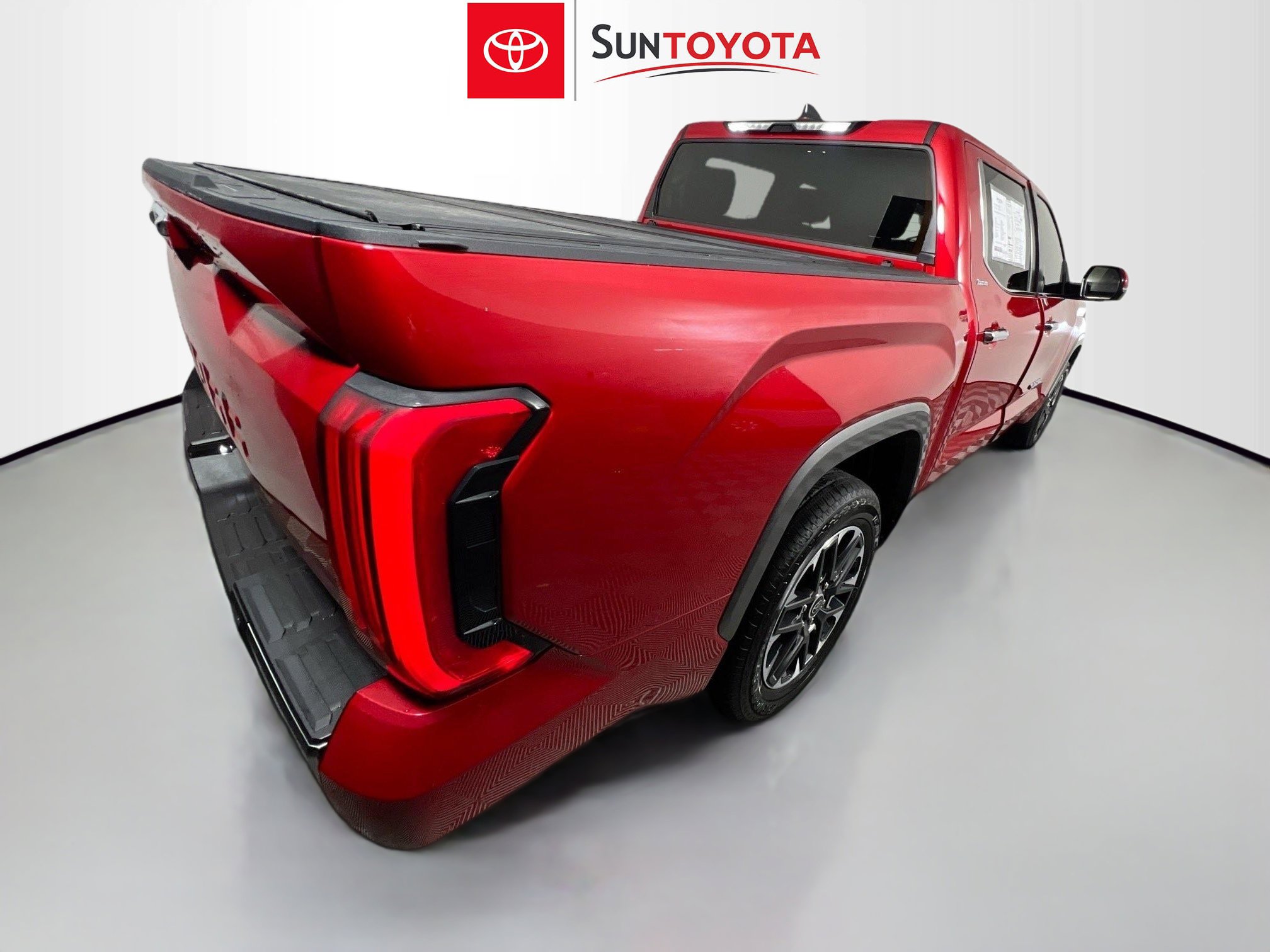 Used 2024 Toyota Tundra Limited image 4