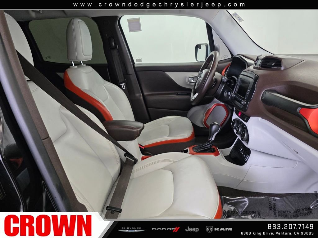 Used 2017 Jeep Renegade Limited image 11