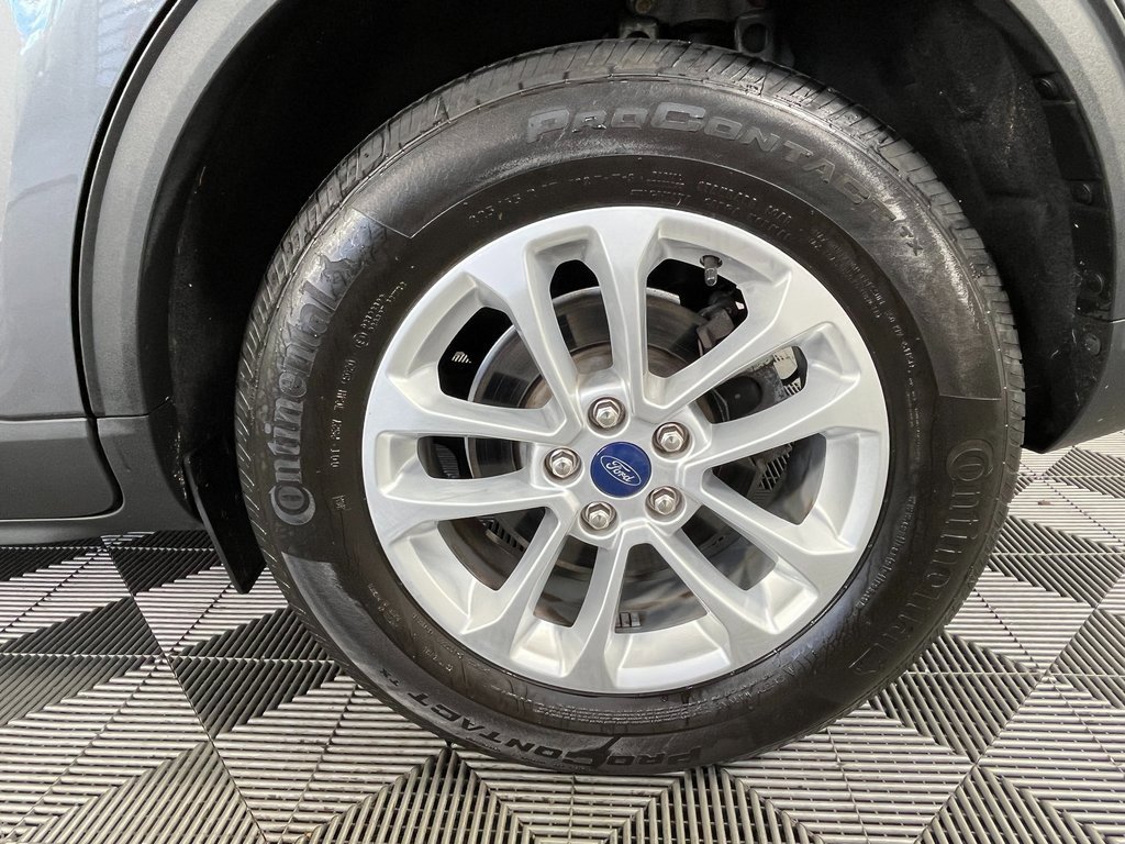 Used 2021 Ford Escape SE image 14