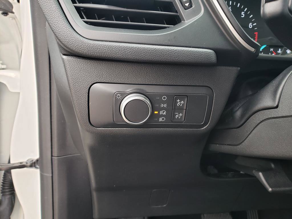 Used 2020 Ford Escape SE image 31