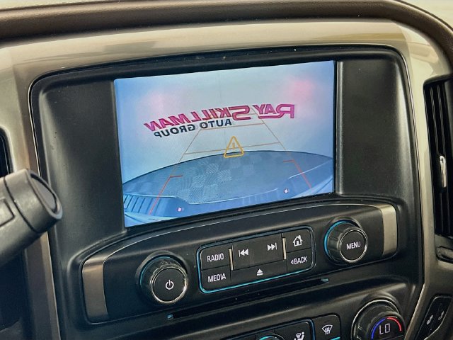 Used 2018 Chevrolet Silverado 1500 LTZ w/ Sport Package AWD/4WD image 17