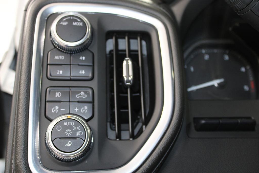 Used 2023 GMC Sierra 3500 Denali w/ Denali Ultimate Package image 41