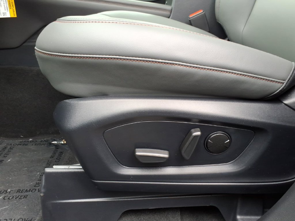 New 2027 Ford Explorer Active w/ Active Comfort Package AWD/4WD image 15