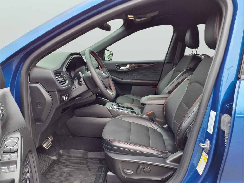 Used 2023 Ford Escape ST-Line Select w/ Tech Pack #2 AWD/4WD image 15