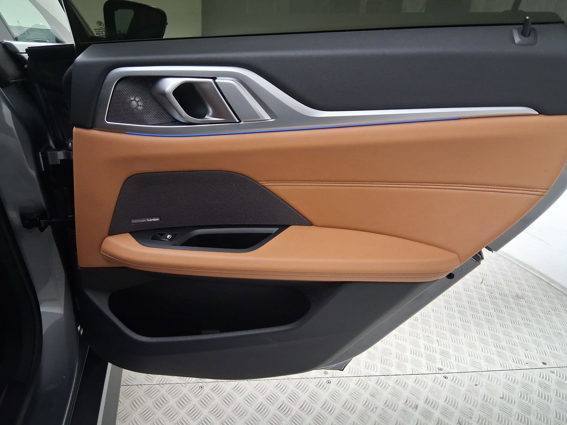 Used 2023 BMW i4 eDrive40 w/ Premium Package RWD image 19
