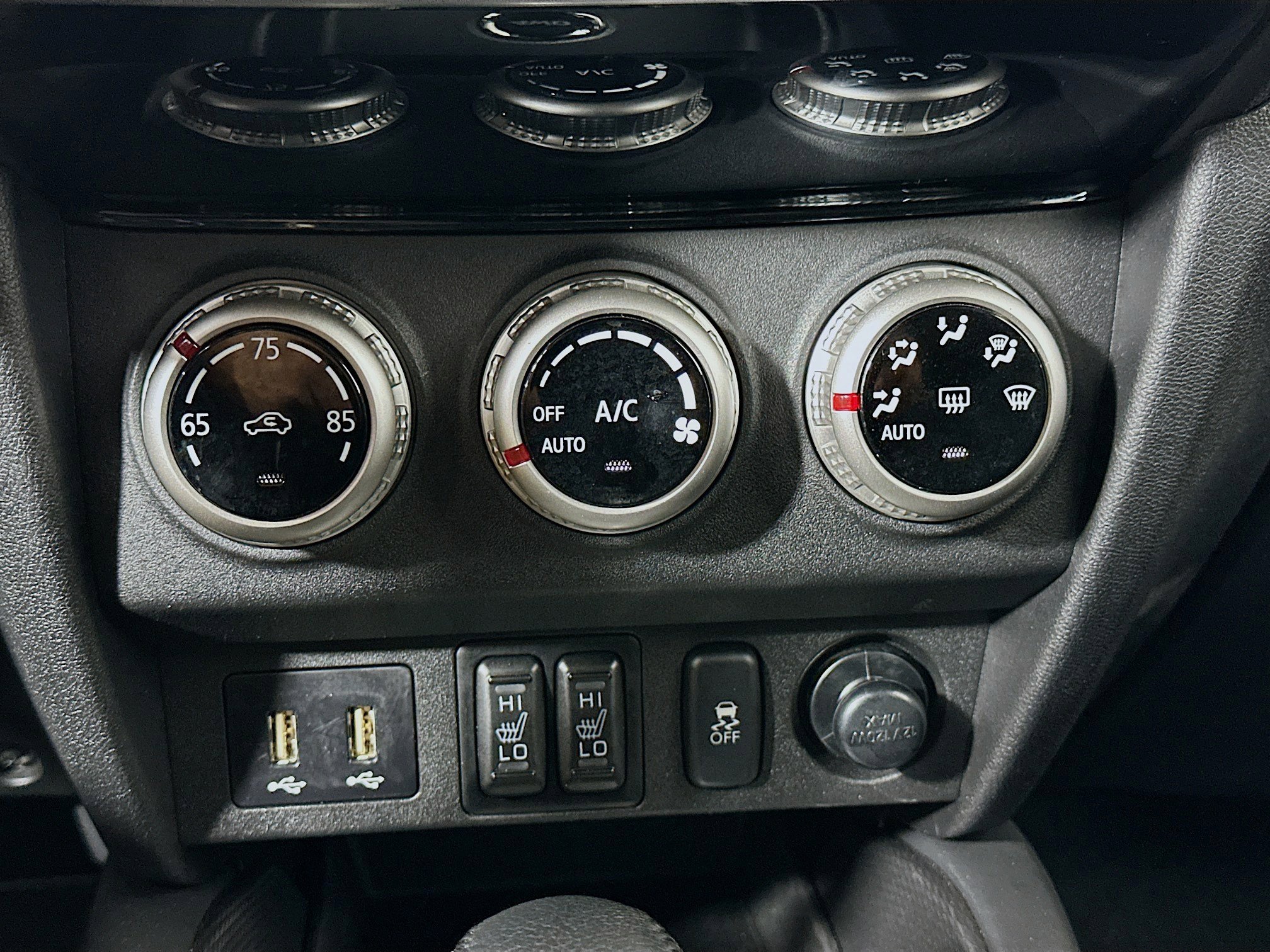 Used 2025 Mitsubishi Outlander Sport SE image 23