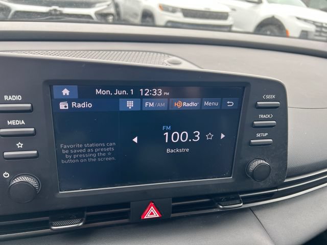 Used 2025 Hyundai Elantra Sport FWD image 21