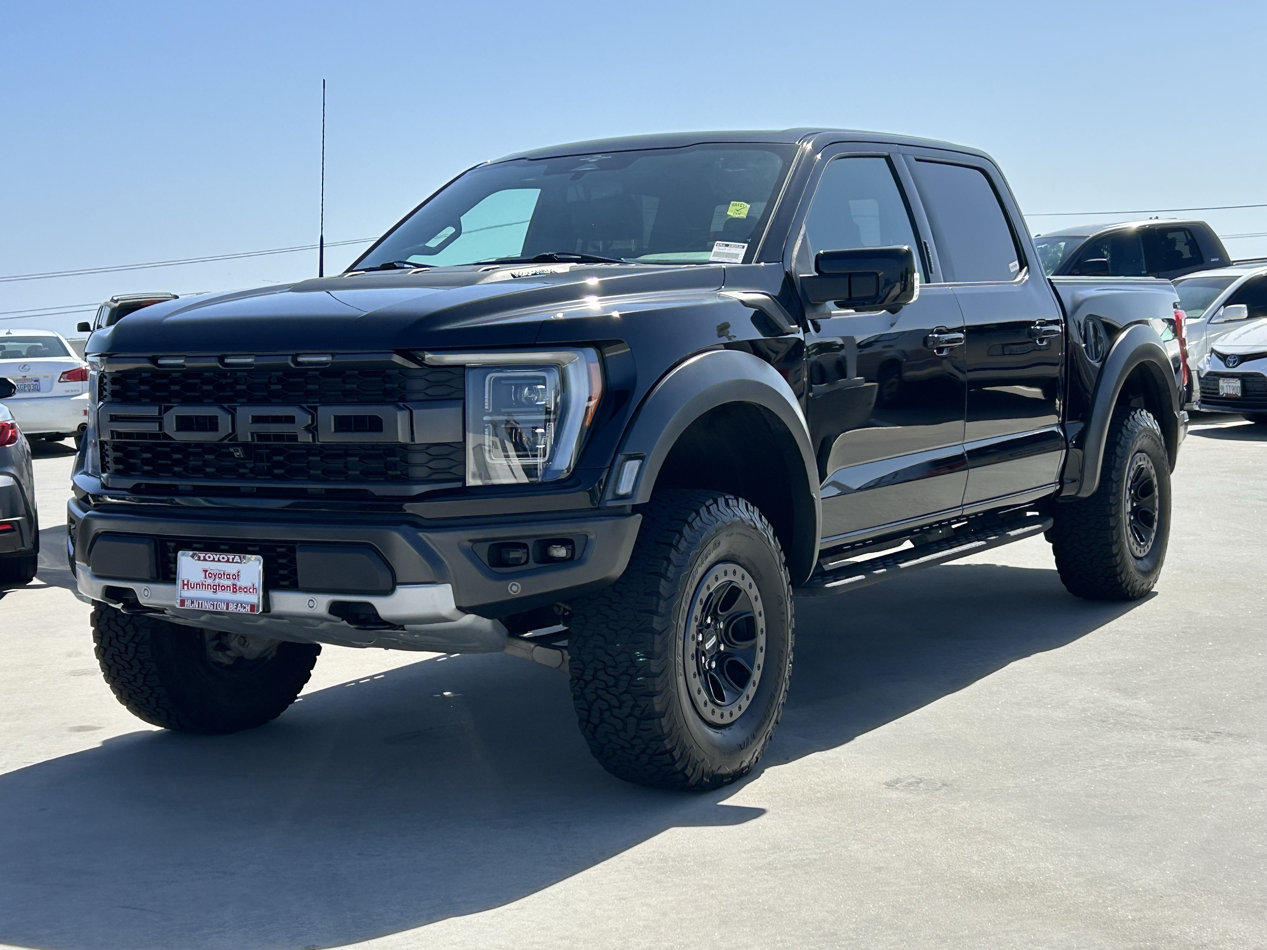 Used 2023 Ford F150 Raptor w/ Raptor Carbon Fiber Package AWD/4WD image 6