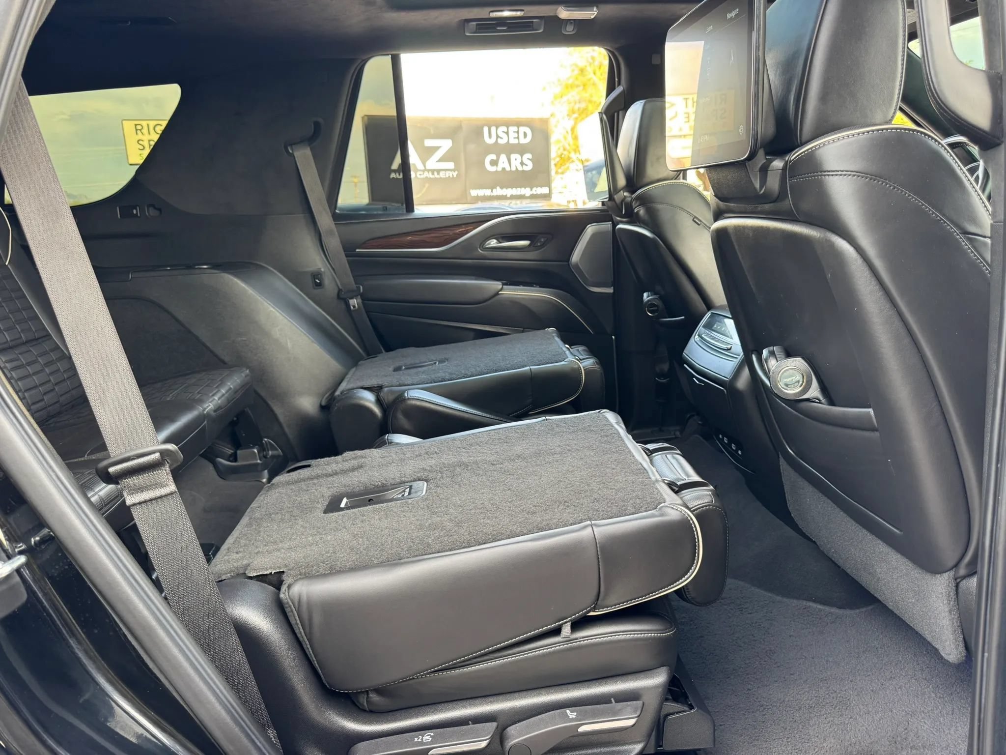 Used 2021 Cadillac Escalade Sport Platinum AWD/4WD image 38