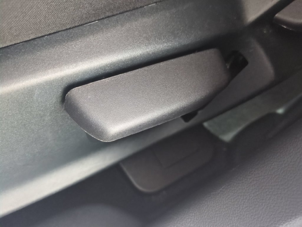Used 2025 Ford Escape Active FWD image 22
