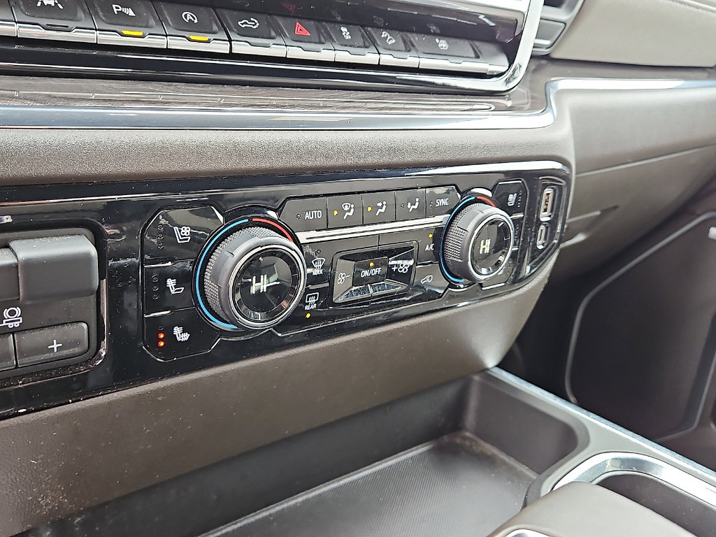 Used 2023 Chevrolet Silverado 1500 LTZ w/ Z71 Off-Road Package image 19