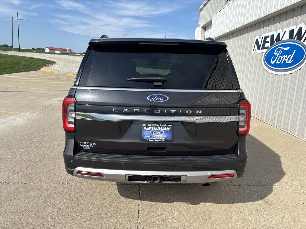 Used 2024 Ford Expedition Limited image 6
