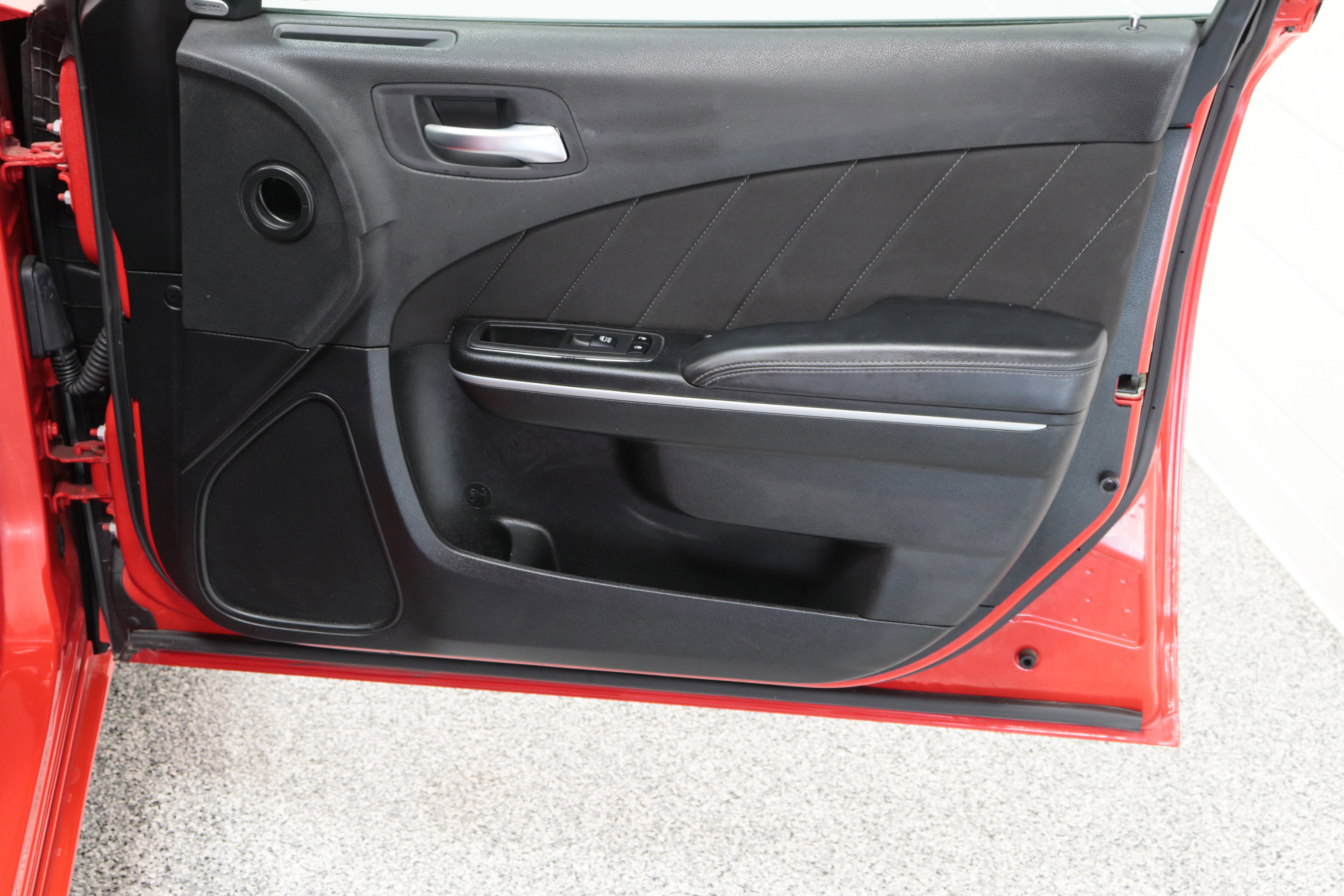 Used 2023 Dodge Charger SXT image 34