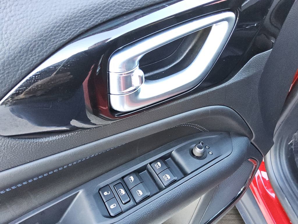 New 2026 Jeep Compass Latitude image 18