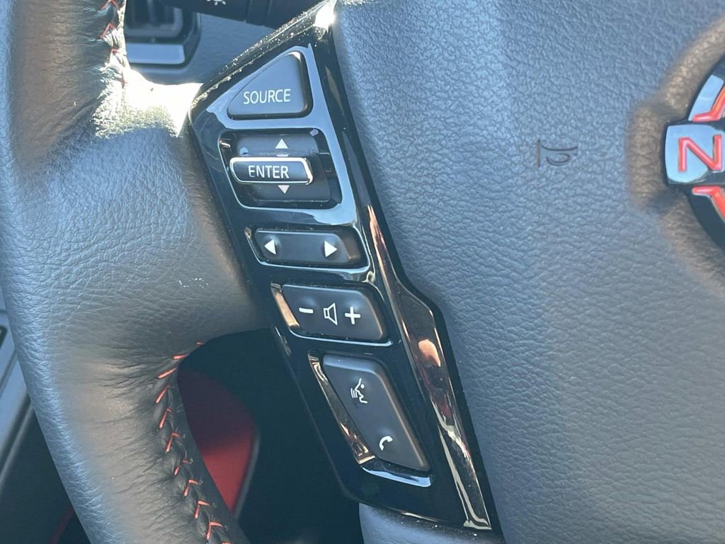 Used 2025 Nissan Frontier PRO-4X w/ Pro Premium Package image 30