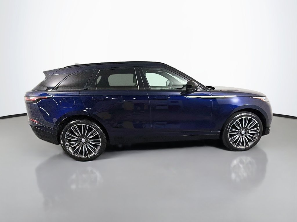 Used 2023 Land Rover Range Rover Velar R-Dynamic S AWD/4WD image 4