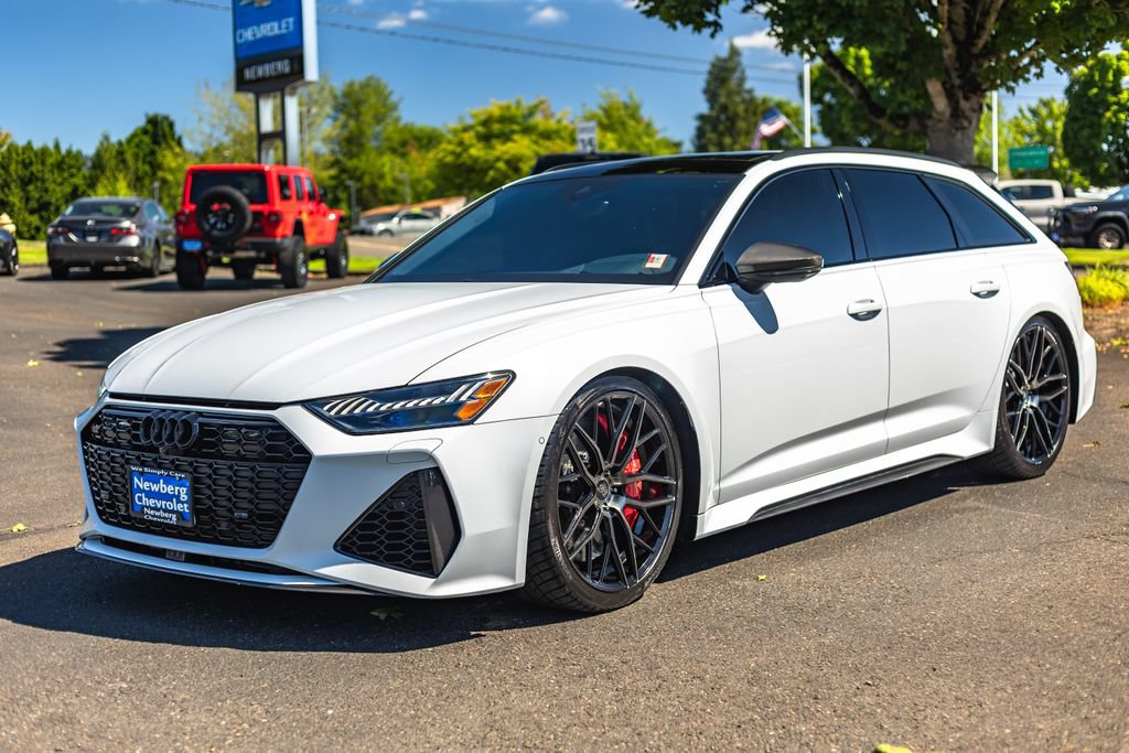 Used 2021 Audi RS 6 w/ Carbon Optic Package AWD/4WD image 4