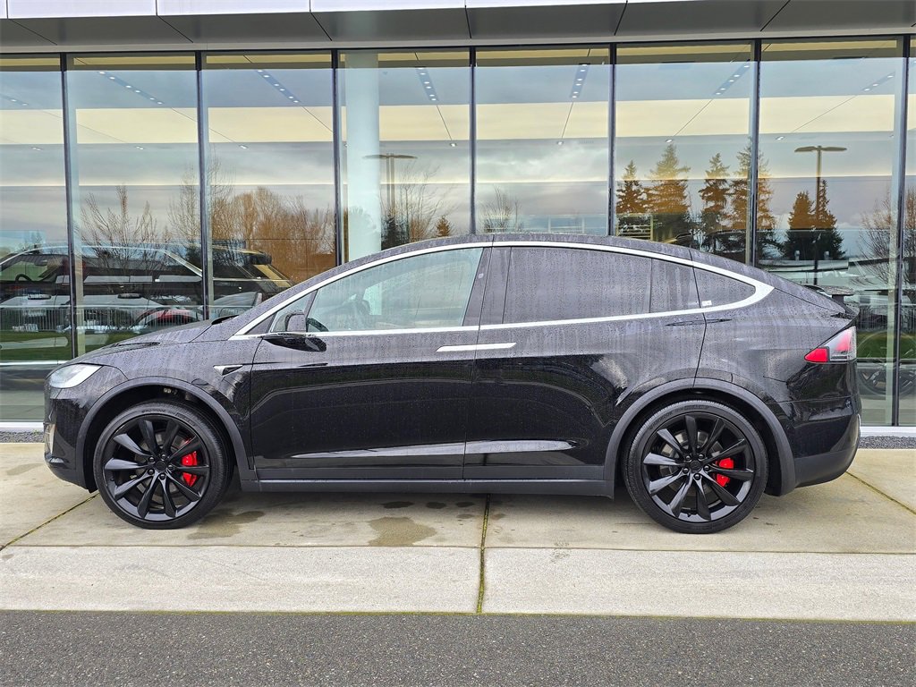 Used 2021 Tesla Model X Performance image 2