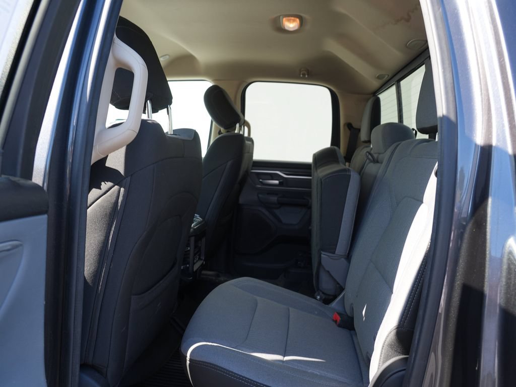 Used 2019 RAM 1500 Big Horn AWD/4WD image 17