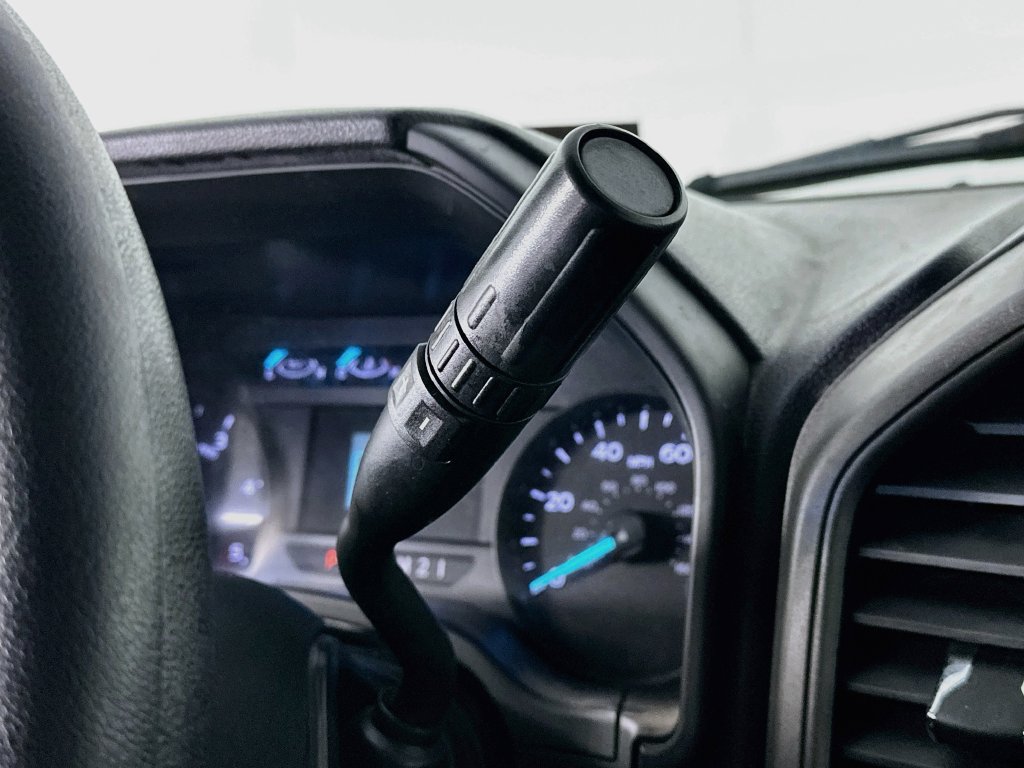 Used 2019 Ford F550 2WD Regular Cab Super Duty image 16