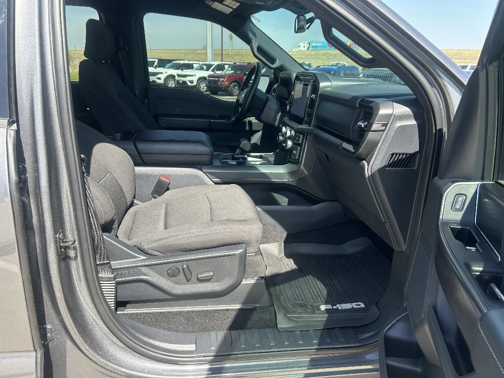 Used 2024 Ford F150 XLT w/ Equipment Group 302A MID AWD/4WD image 19