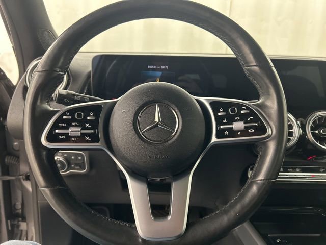 Used 2022 Mercedes-Benz GLB 250 4MATIC image 11