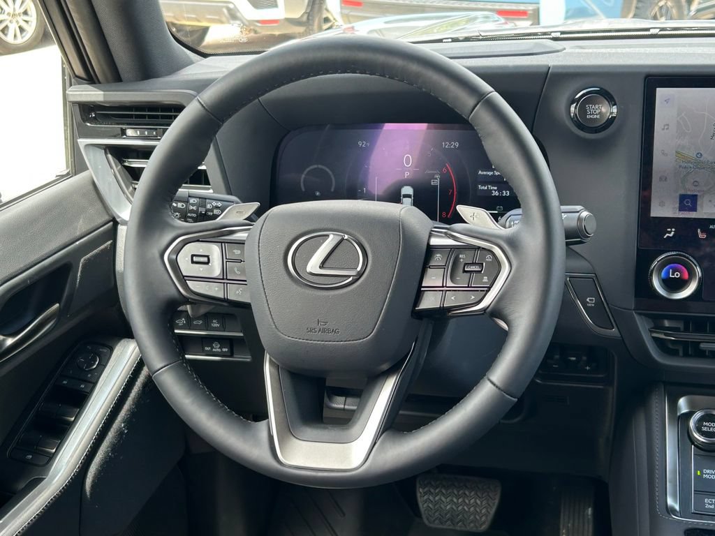 Used 2026 Lexus GX 550 w/ Accessory Package (2T) AWD/4WD image 47