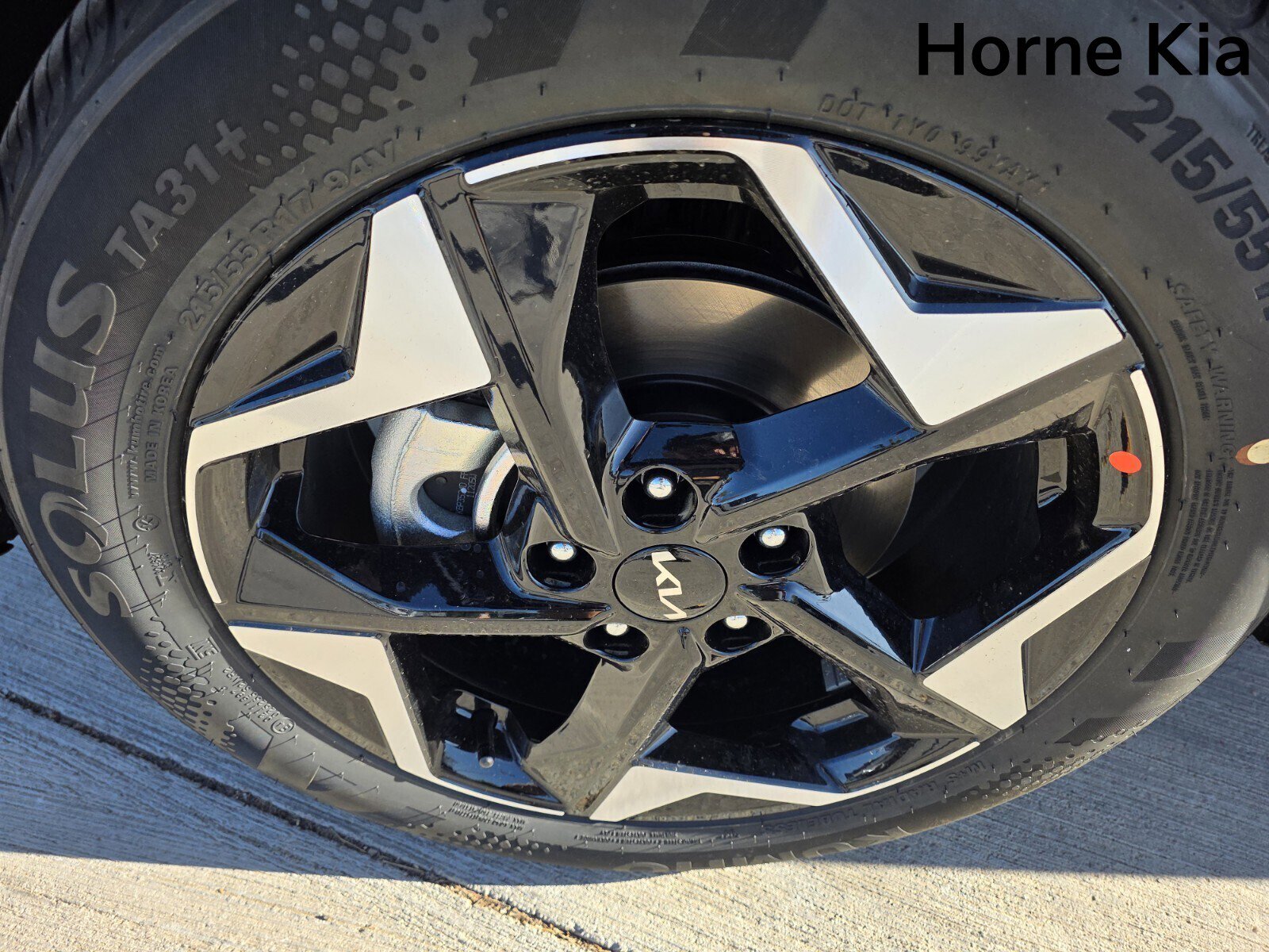 New 2026 Kia Seltos S image 8