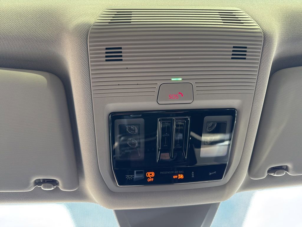 Certified 2026 Volkswagen Atlas Peak Edition AWD/4WD image 32