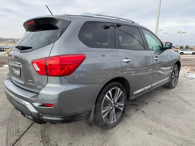 Used 2017 Nissan Pathfinder Platinum image 8
