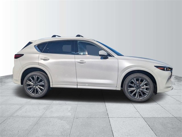 New 2025 MAZDA CX-5 Signature image 3