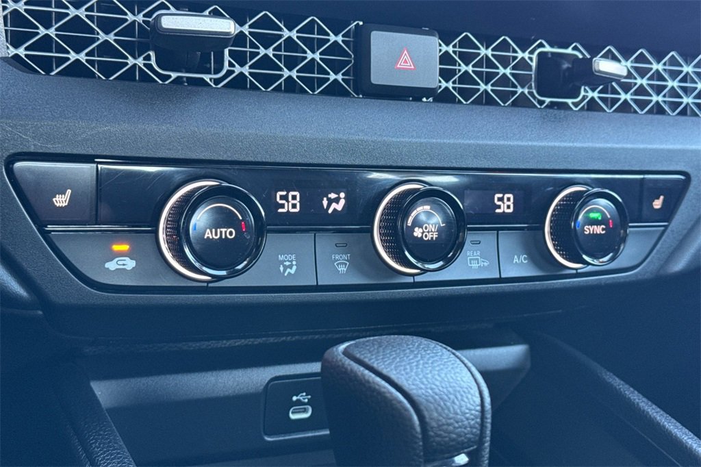 Used 2025 Honda Accord SE image 18